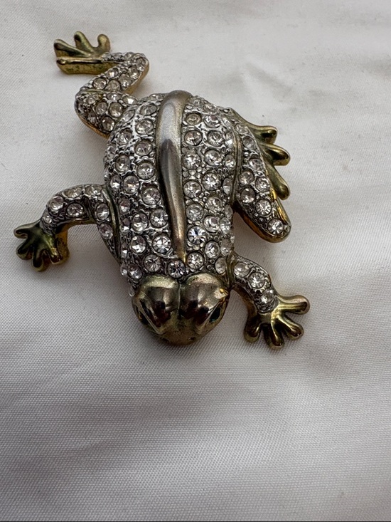 unknown Jewelry - Gold-Tone Crystal Frog Brooch — Clear Crystal Accent